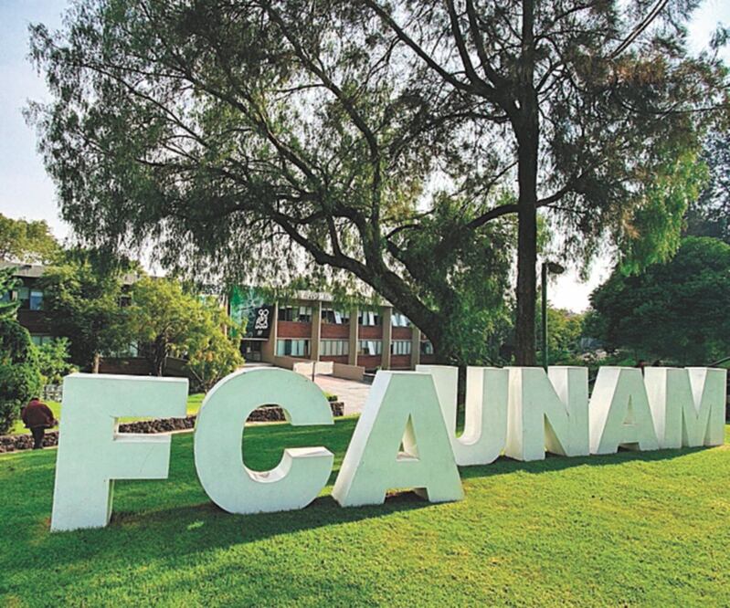 Fue en un laboratorio de cómputo de la Facultad de Contaduría y Administración donde se hackearon las cuentas de las alumnas. TOMADA DE TWITTER