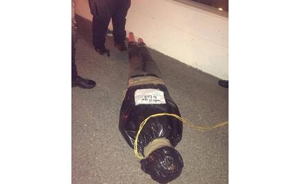 "Cuerpo embolsado" causa pánico y movilización policiaca... era una broma de Halloween 