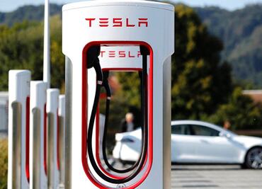 Tesla presenta Supercargador V3; aumenta 120 kilómetros de recorrido en 5 minutos