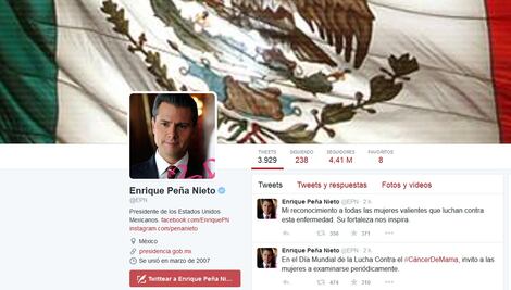 Peña reconoce a mujeres que luchan contra el cáncer