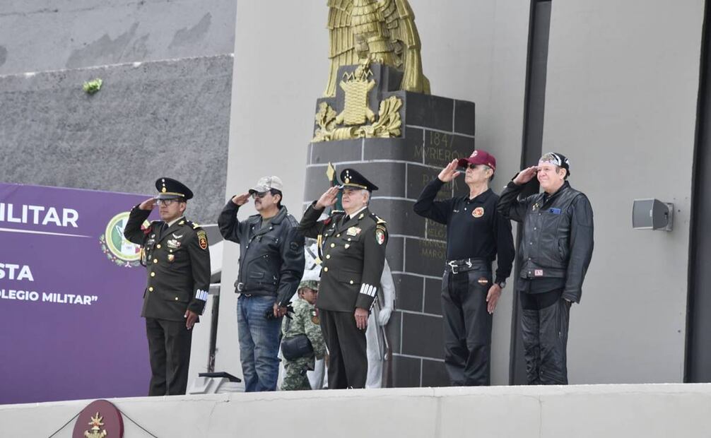 Rodada motociclista para conmemorar el bicentenario del Heroico Colegio Militar / Foto: Especial