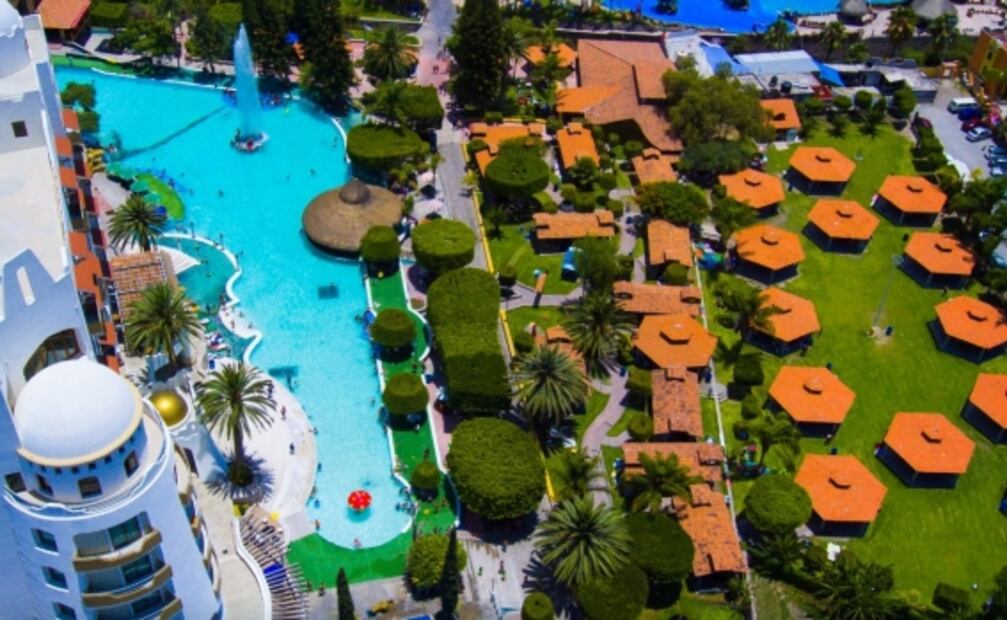 El Tephé: un balneario de aguas termales y alberca de olas en Hidalgo