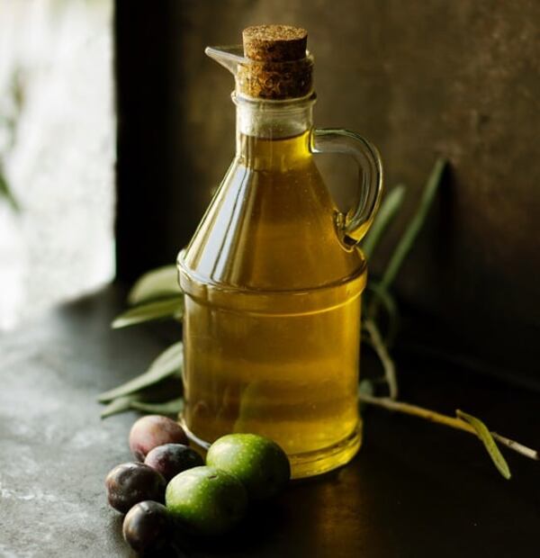 Esto es lo que le sucede a tu cuerpo cuando tomas en ayunas aceite de oliva con limón