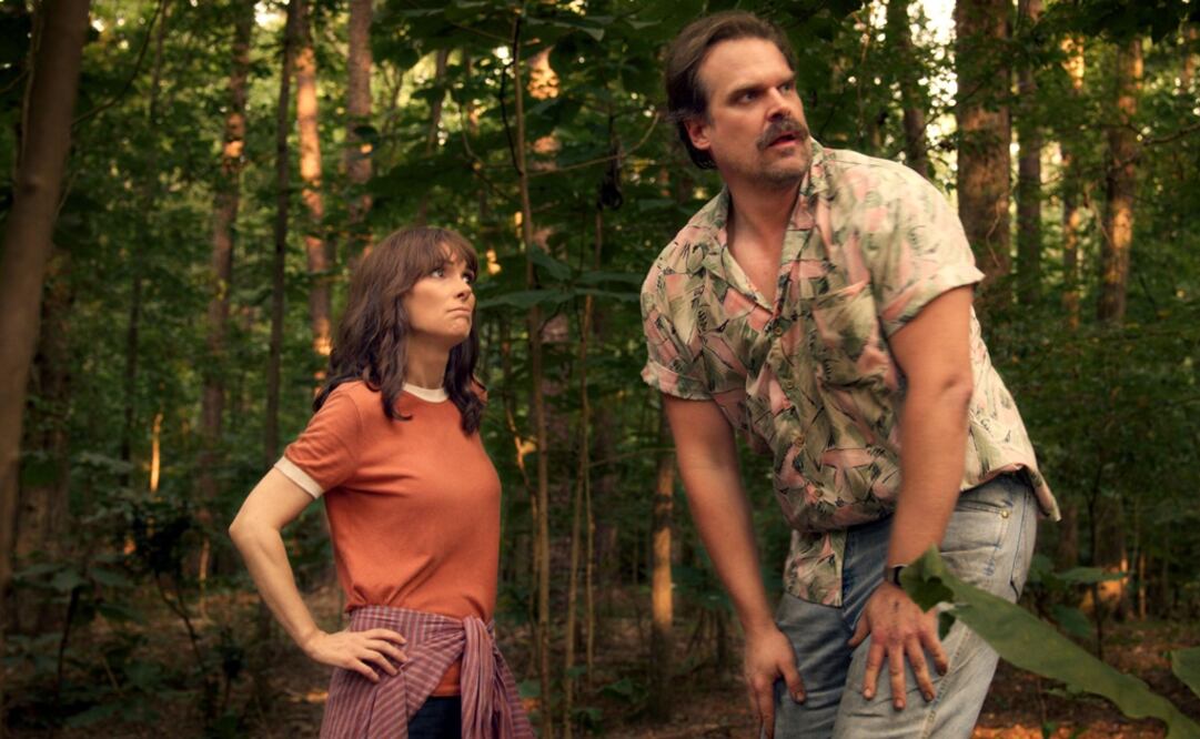 Winona Ryder y David Harbour. Foto: EFE