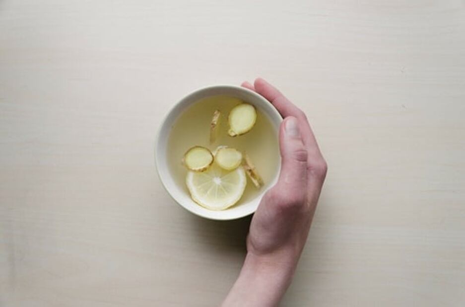 Conoce los beneficios de la infusión de jengibre con limón