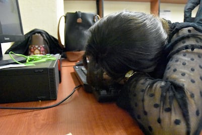 ​Uso de celular antes de dormir genera trastornos del sueño