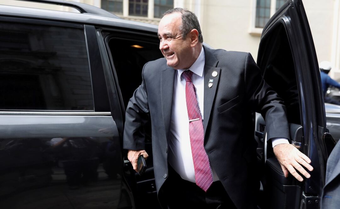 Alejandro Giammattei sostendría un encuentro con Juan Guaidó. Foto: Reuters 