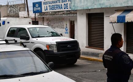 Muere hombre y 3 resultan heridos durante balacera en bar de Tlalnepantla