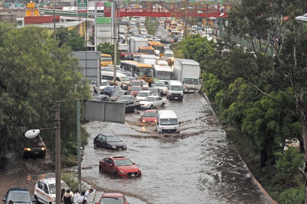 Inundaciones La lluvia del miércoles ocasionó que se anegaran algunas casas de varias colonias de Nezahualcóyotl (ESPECIAL)