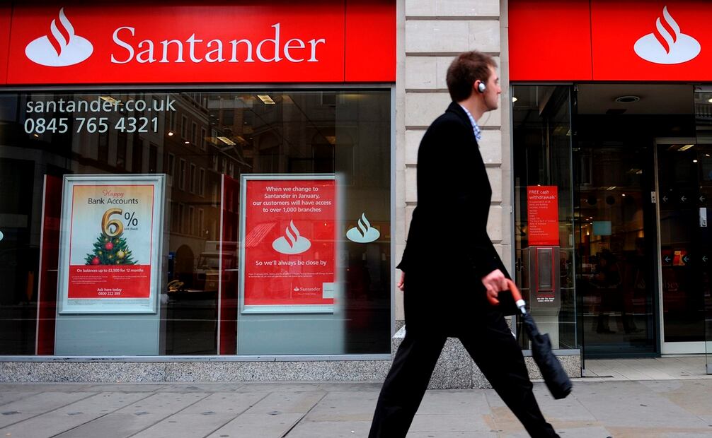 Santander comentó que los clientes pueden usar Apple Pay en iPhone, iPad y Mac. Foto: Archivo / EL UNIVERSAL