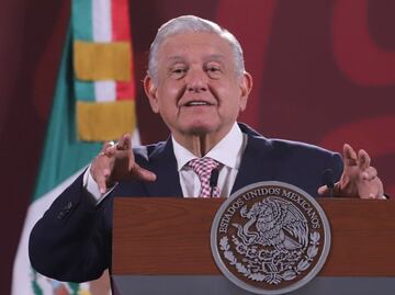 Estos son los funcionarios que “cumplen y no cumplen con la ley” de ganar menos que AMLO