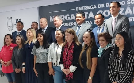Congreso de Morelos entrega banda solemne a Margarita González, gobernadora electa