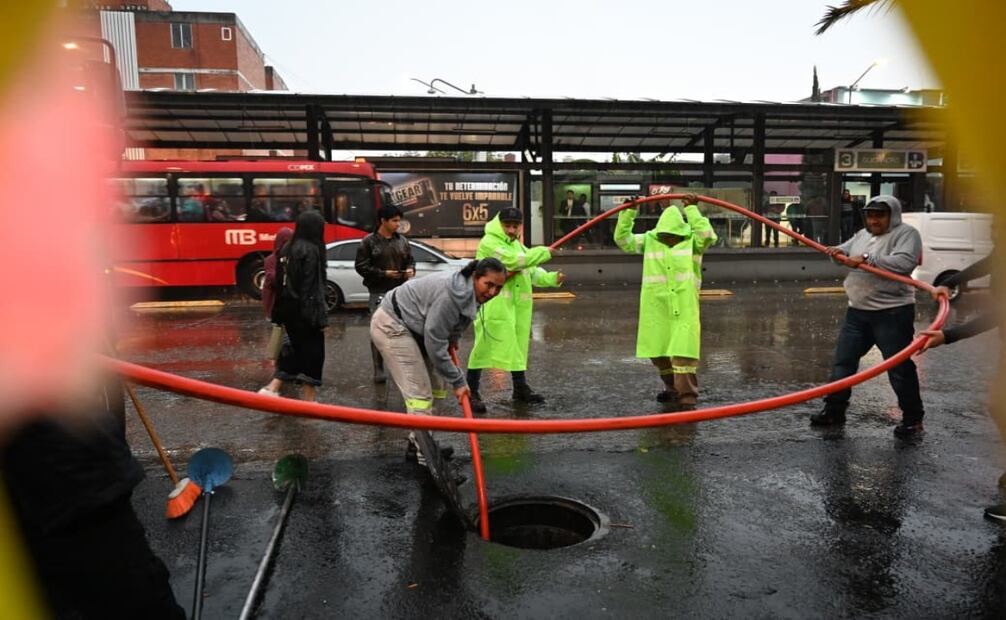 Lluvias colapsan calles en Cuauhtémoc. Foto: Especial