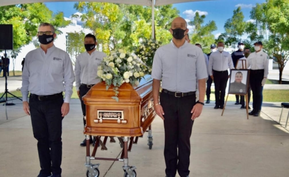 Realizan homenaje de cuerpo presente a policía asesinado en Tamaulipas