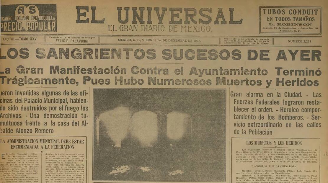 Desde los primeros días de la crisis, la ciudadanía ya pedía la renuncia de las autoridades incompetentes. Dejar pasar más días sin soluciones causó que una revuelta estallara en el Zócalo, desde donde la multitud prendió fuego al Ayuntamiento. Hemeroteca EL UNIVERSAL.