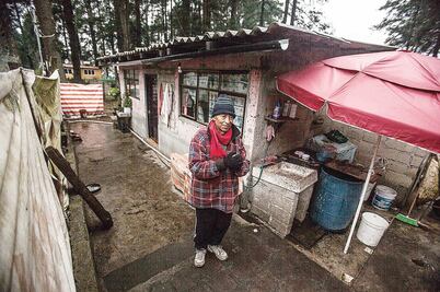 Temen porque la nieve les tumbe el techo  