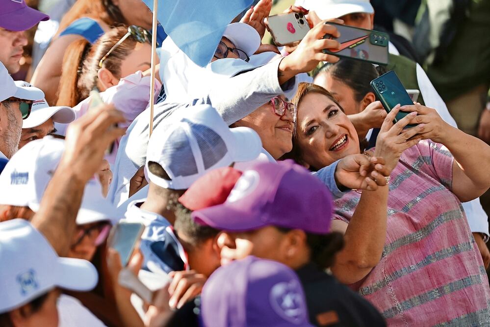 La candidata Xóchitl Gálvez insistió en que se investigue la relación del presidente de Morena, Mario Delgado, con la red delictiva de importación ilegal de combustible. Foto: de Berenice Fregoso El universal