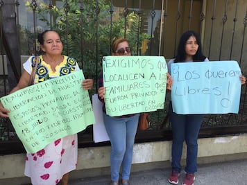 Cinco policías estatales cumplen 11 días retenidos en selva de Chiapas