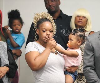 Es hora del cambio, dicen manifestantes en Atlanta