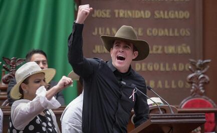 “¿Cómo te atreves a meterte con una víctima?"; diputado del "Movimiento del sombrero" recrimina a Noroña por comentarios contra Grecia Quiroz