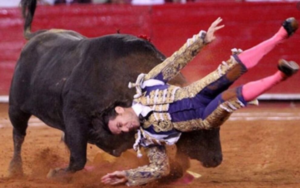 Las peores cornadas en la historia de la Plaza México