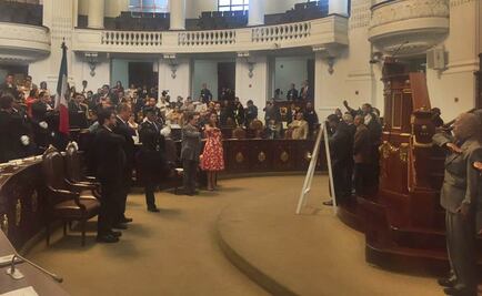 Entrega de reconocimiento por 100 años del periódico EL UNIVERSAL