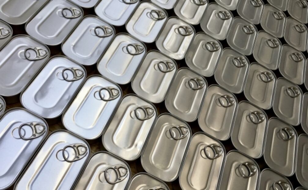 Qué pasa si metes las latas de atún o verduras al refrigerador