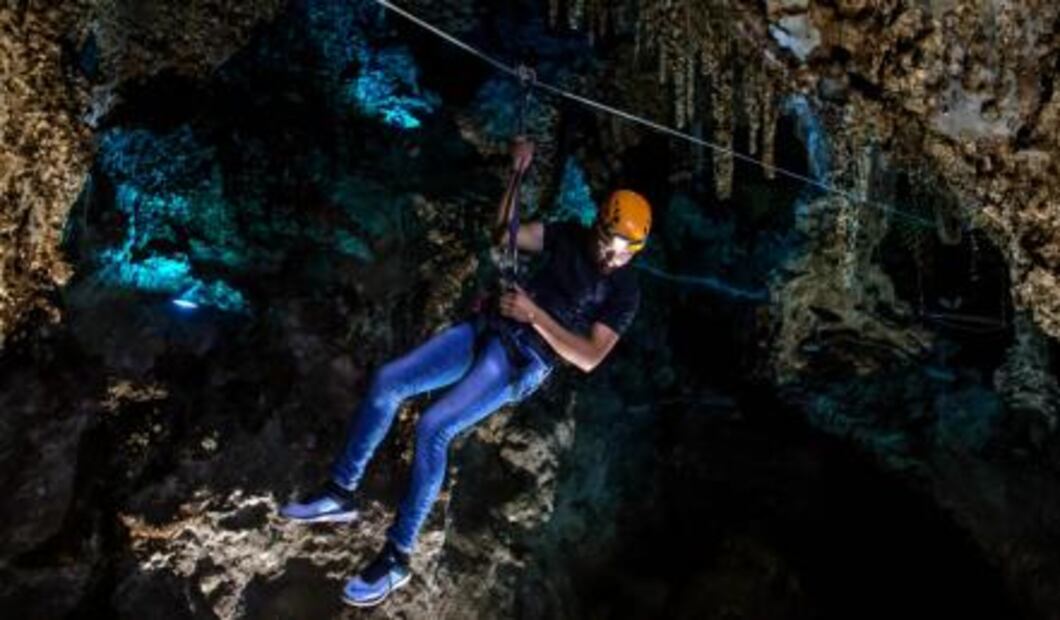 Explora las Grutas Xoxafi, en Hidalgo