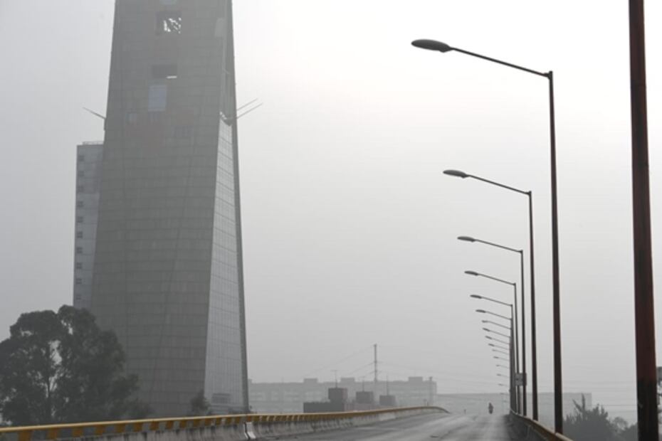 Así amanece la CDMX, con intensa neblina y frío