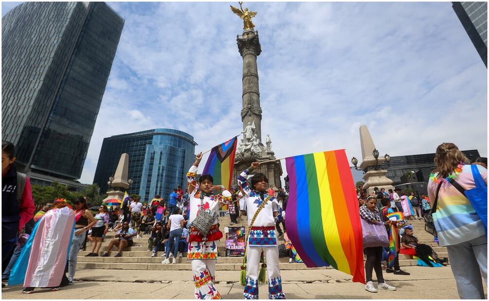 Así se ven las primeras horas de la marcha de la comunidad LGBTQ+. Foto: Luis Camacho / EL UNIVERSAL