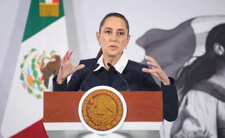 “En México gobierna el pueblo, pero también gobernamos las mujeres”, afirma Sheinbaum; Trump insiste en que cárteles mandan en México