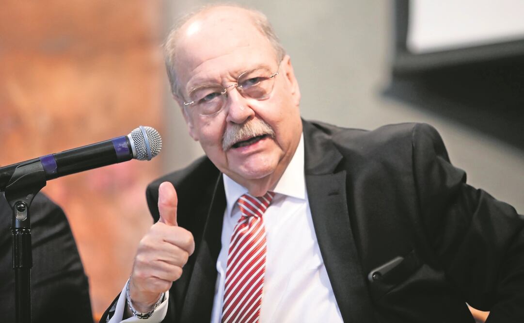 Javier Coello pide al fiscal general que deje de hacer politiquería.