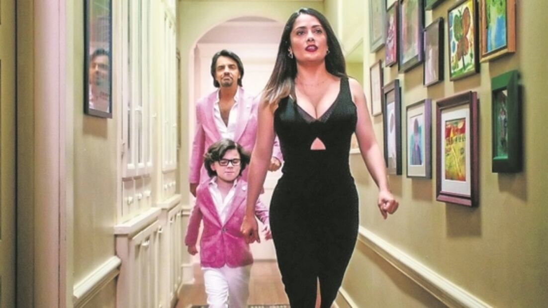Salma Hayek es jefa de héroes en "Eternals"