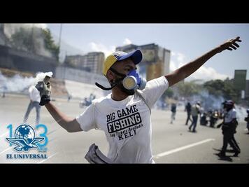Lanzan bombas lacrimógenas contra Guaidó y militares que les respaldan