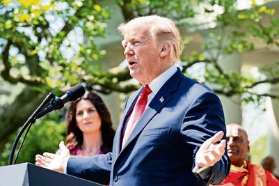 Trump reconoce que sí pagó por silencio a actriz porno