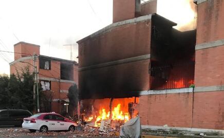 Explosión por acumulación de gas en departamentos de Tepozanes, Edomex deja un muerto