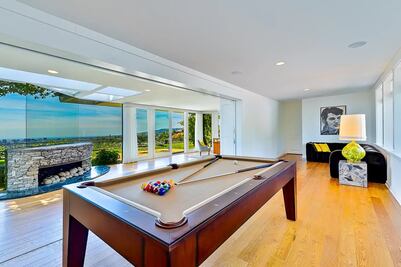 Ya puedes hospedarte en la casa de Elvis Presley a través de Airbnb