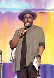Will.i.am apoya al talento mexicano
