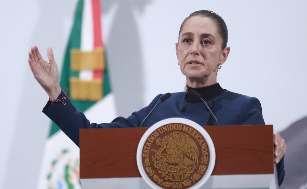 Después de haber exhibido a las empresas incumplidas con la entrega de medicamentos, Sheinbaum Pardo advirtió hasta denuncias penales en “donde se encuentre que es mal intencionado”. Foto : Fernanda Rojas / EL UNIVERSAL