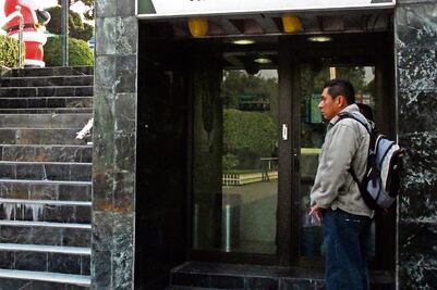 Ofrece Banjercito créditos para comprar armas   