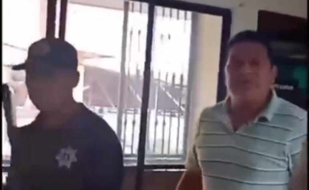 Tesorero de Pluma Hidalgo denuncia falsificación de su firma para desvío de dinero (21/08/2025). Foto: Captura de pantalla