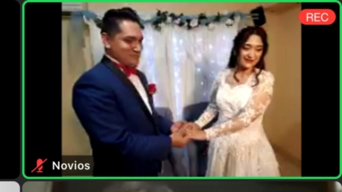 "Sí, acepto", celebran boda virtual en Mexicali con más de 100 invitados