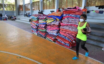 Adaptan deportivo de Acapulco para recibir migrantes ante arribo masivo
