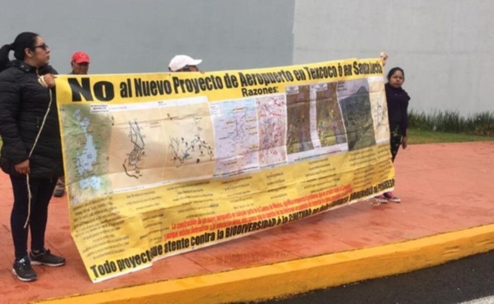 Habitantes de pueblos originarios protestan contra aeropuerto en Santa Lucía