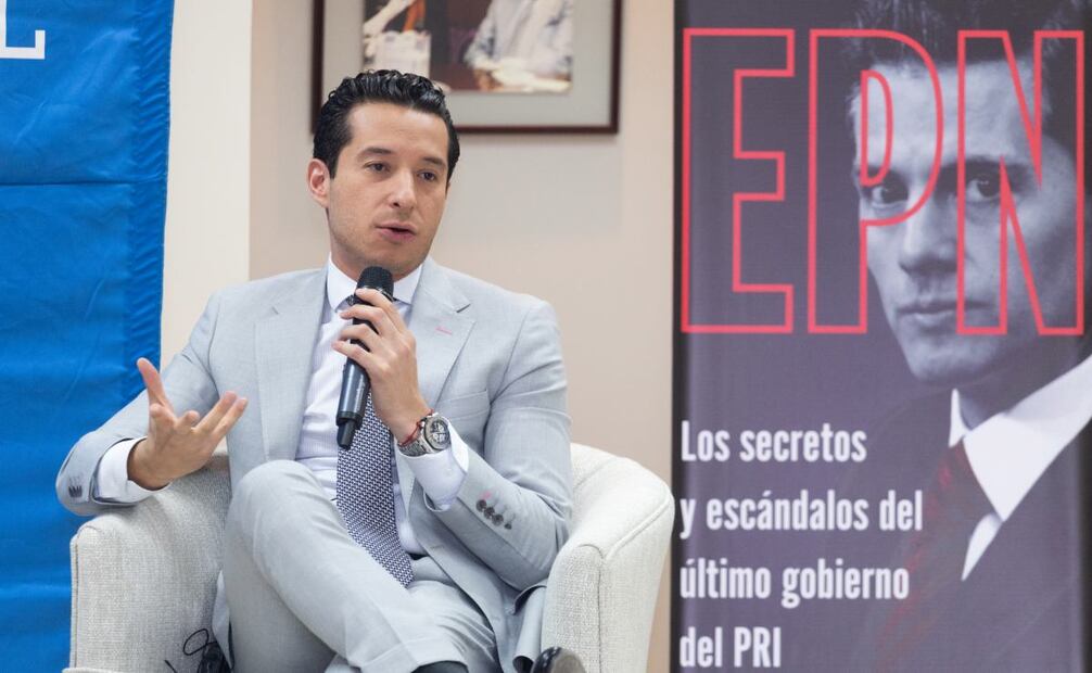 Ante la pregunta: ¿Por qué decidiste escribir sobre EPN? Mario Maldonado respondió: “A mí me parece que es el expresidente más mediático y polémico, yo sabía que iba a ser del interés de la gente conocer más de Peña Nieto”. FOTO: GERMAN ESPINOSA