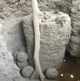 Descubren una momia de mil años de antigüedad en Perú