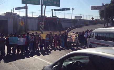 Vecinos de Ecatepec bloquean autopista México-Pachuca