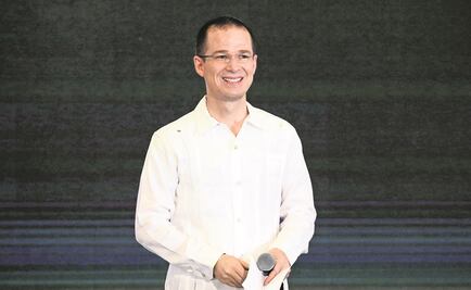 Anaya y banqueros urgen a apostar por mayor inversión