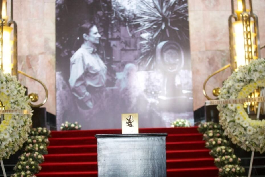 Celebran la vida de Ángela Gurría, una artista que vivió “contracorriente”, en el Palacio de Bellas Artes