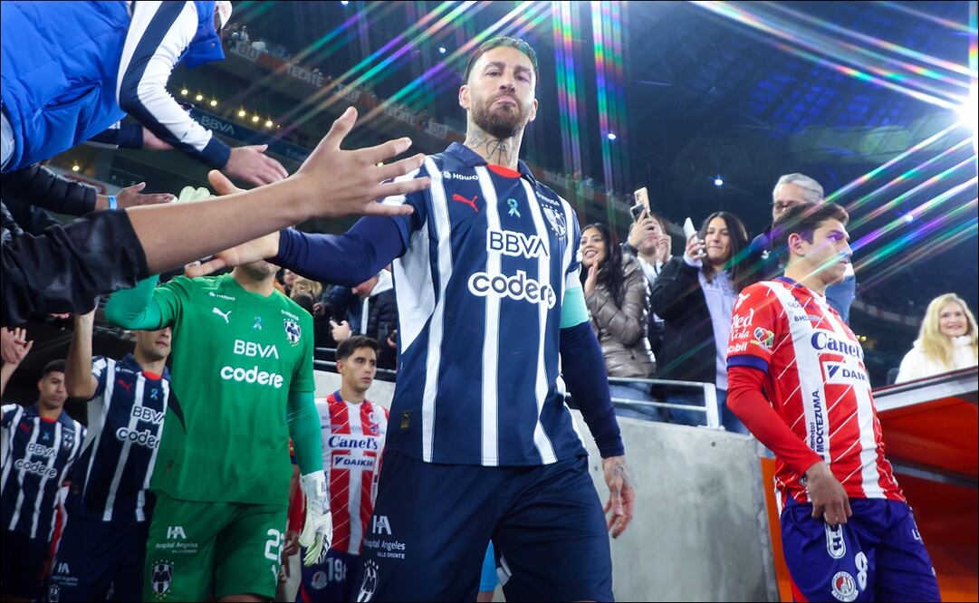 Sergio Ramos sorprende a la afición del Monterrey - Foto: Imago7